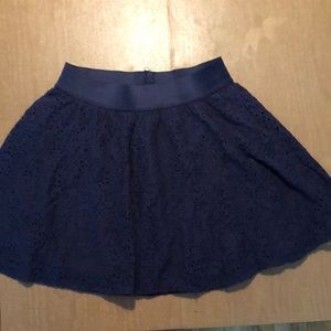 Arizona Jeans lacy navy blue shirt